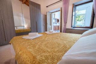 Ampio Appartamento in Centro WiFi e 1 Posto Auto - 8