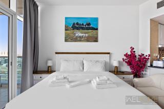 WelHome - Relaxing and Fancy Studio Apt with City View - Dubai - 4