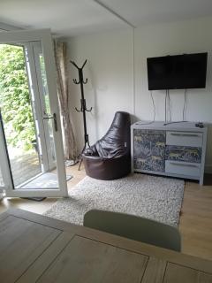 Private Self Contained Annex/Cabin - Birmingham - 8
