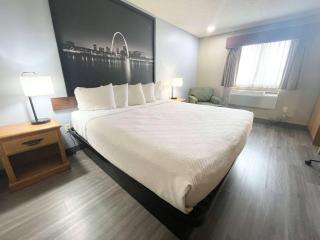 Super 8 by Wyndham St. Clair MO - Saint Clair - 6
