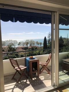 Neptune 5, top floor studio, sea view - Menton - 6