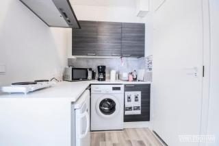 Keskusta sviitti parvekkeella ja pyykinpesukoneella Vanha Postitalo - 2