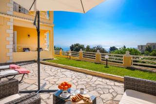 Villa Seasunrise - Perama - 7