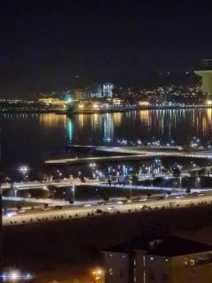Modern Oasis in Lux Apartment 3BR Elegant Building - Baku - 5