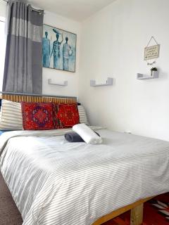 Crescent Apartment - Modern 1 Bedroom First Floor - Goodmayes - 4