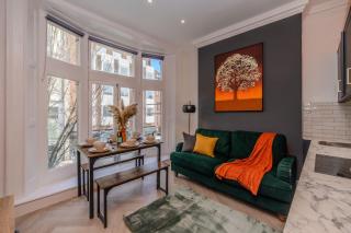 2 Bedroom Flat Next to Brighton Station & Beach I Sleep 8 Guests - Brighton & Hove - 8