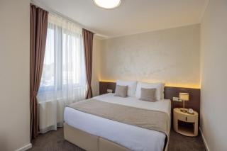Nobel West Hotel - Belgrado - 8