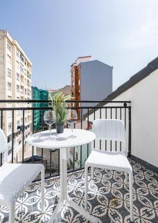 Alojamientos Turísticos con terraza en Santander LaPera - 5