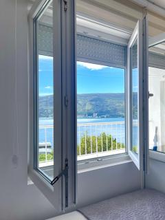 XENIA Seaview Apartment - 9