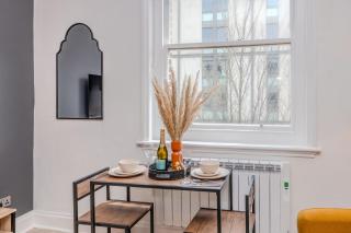 Super Central One Bedroom Flat I Next to Brighton Station I Walking distance to Brighton Beach - Brighton & Hove - 2