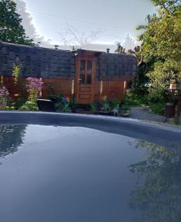 Hidden Hearts Self Catering Accommodation & Hottub - Roscrea - 3