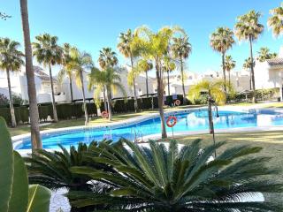 STYLISH TOWNHOUSE IN BEACHFRONT COMPLEX - Marbella - 7