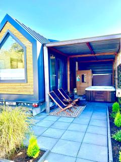 Tiny house with sauna & jacuzzi near Amsterdam - Vijfhuizen - 9