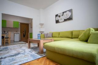 The Green Apartment in the heart of Old Sofia 1BDR - Sofia - 0