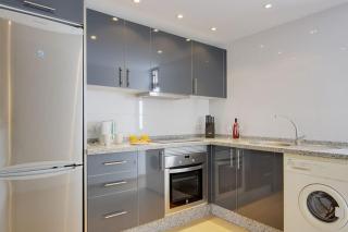 Beautiful, Very High Quality 2 bed Apartment - 7