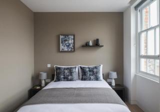 Wells Court by Aeria Apartments - London - 9
