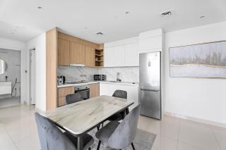 Seaside Serenity: 1-BR Apartment with Beach Access - Dubai - 6