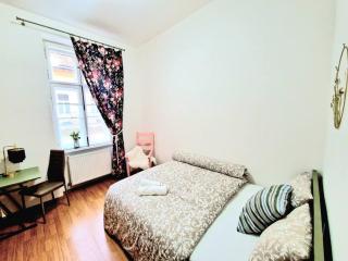 Matilda Old Town Apartment with free parking - Košice - 4