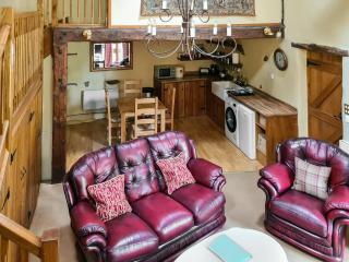 Lilac Barn - 2