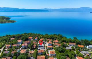 Awesome Home In Njivice - Njivice - 9