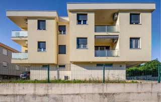 1 Bedroom Cozy Apartment In Rijeka - 9