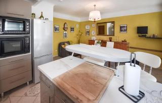Awesome Home In Moustiers-Sainte-Marie - 3