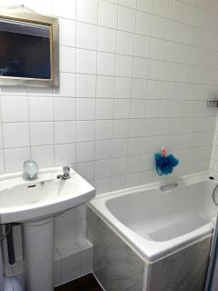Penn Gardens Flat 1 - 2 - 3 & 4 Apartments - Havering - 4