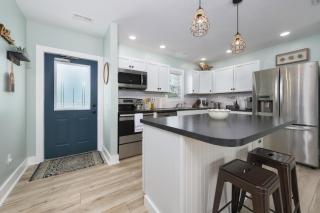 Channel Charmer - Located on Gun Lake - prime spot! - Shelbyville - 8
