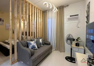 Palawan Romantic Studio with Balcony, FREE Pool & Gym - B2 5Chrysolite - 1