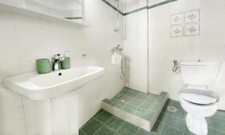 Lemonia Rooms 1 - 5