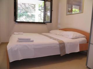 Charmante Ferienwohnung in Baška mit Eigener Terrasse - Baška - 1