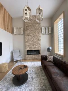 Cornelia Suites 03 - 1