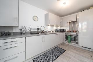 3 Bedroom House By The Yuma Homes Short Lets & Serviced Accommodation In Kent With Wifi & Parking - Ashford - 9