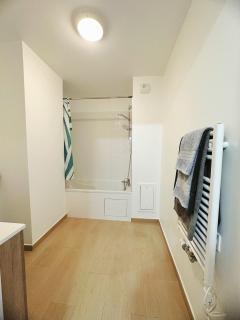 W&L Paris Apartment 68m - 3 min Métro 4 - A Paris Centre 15min - 1