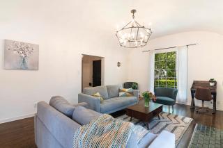 Beautiful Large 3 Bedroom 2 Bath Plus Pool and Jacuzzi - Los Ángeles - 5