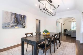 Beautiful Large 3 Bedroom 2 Bath Plus Pool and Jacuzzi - Los Ángeles - 1