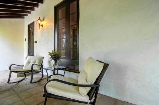 Beautiful Large 3 Bedroom 2 Bath Plus Pool and Jacuzzi - Los Ángeles - 7