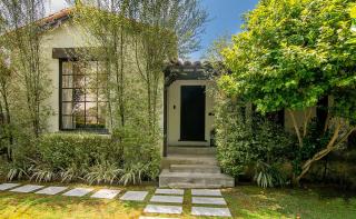 Beautiful Large 3 Bedroom 2 Bath Plus Pool and Jacuzzi - Los Ángeles - 0