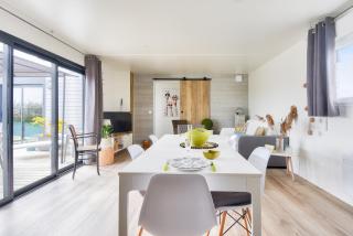 Domaine calme avec piscine - Chalet pour 6 - 8