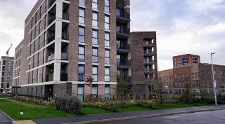 Brand New Stunning 2-Bed Apartment in Dagenham - Dagenham - 0