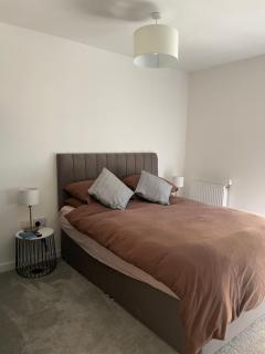 Brand New Stunning 2-Bed Apartment in Dagenham - Dagenham - 4