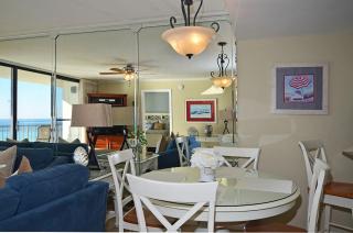 One Seagrove Place 0908 - 4