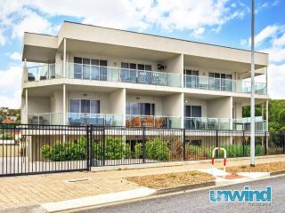 The Block Escape - Ocean Views No 6 - Victor Harbor - 7