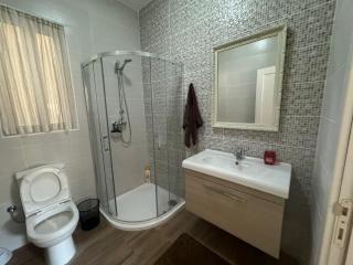 Victoria Modern Apartment - 1