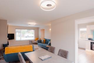 Luxury Recently Renovated 3 Bedroom home in Sandwich Kent - 7