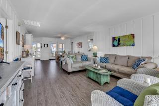 Cherry Grove Cottage - Myrtle Beach - 5