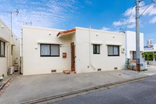 Tsubaki house - Yomitan - 7