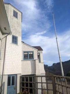 Historic Coast Guard House and Cottages - Point Arena - 4
