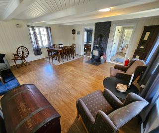 Private pearl in downtown Røros - Røros - 5