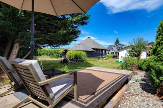 Relaxing in Renton - 7